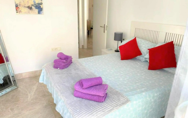 Pleasant apartment in Almerimar with shared pool
