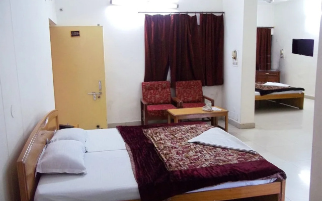 Rahi Motel