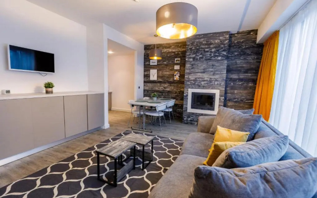 Pine Woods Apartment A28 in Silver Mountain