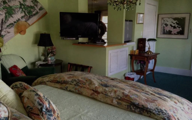 Clair's Boutique Hotel