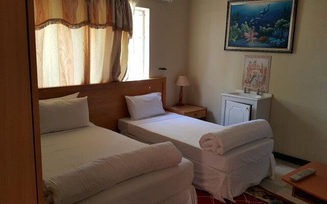 Planet Lodge 1 in Gaborone, Botswana from 73$, photos, reviews - zenhotels.com guestroom