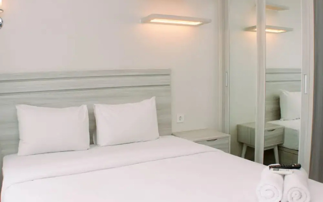 Cozy And Modern Studio At Springlake Summarecon Bekasi Apartment