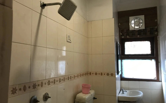 Hotel Rachana Tourist