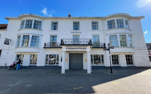 Danebury Hotel