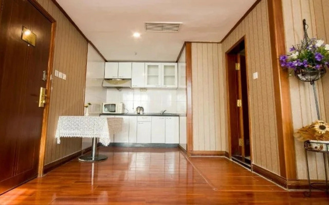 Yicheng Business Hotel