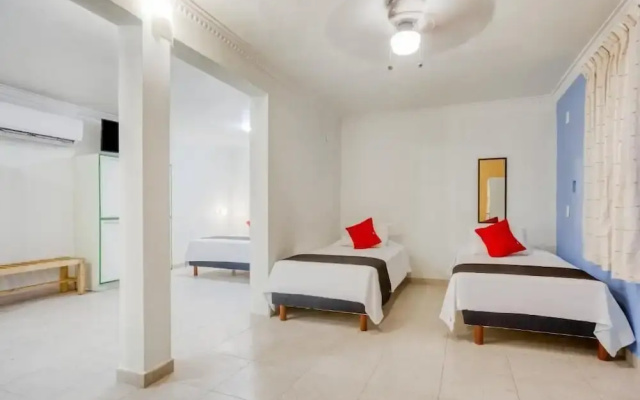 Hotel Arco Maya