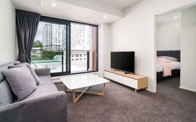 Brand New Apartment on Anzac Ave