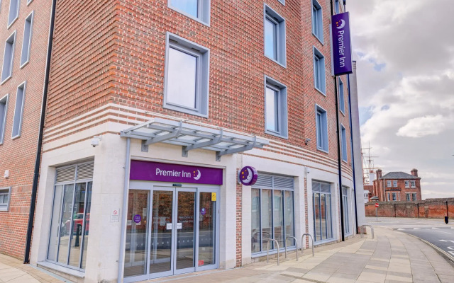 Premier Inn Portsmouth Dockyard