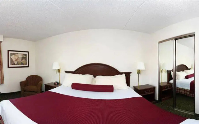 Best Western Cooper''S Mill