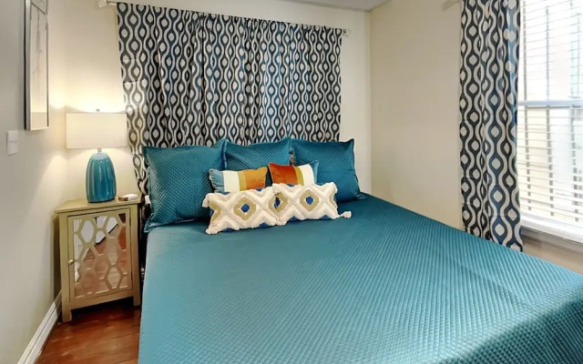 Barnard Row House by Tybee Vacation Rentals