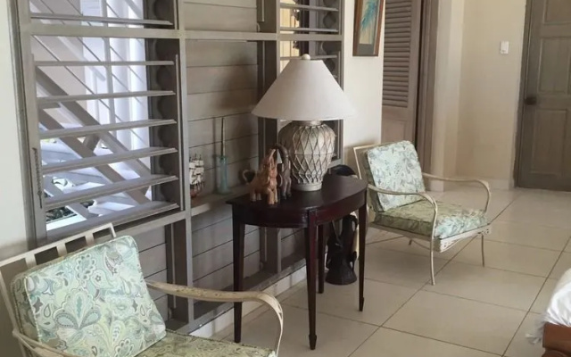 Captain's Cove Beach Resort & Villas