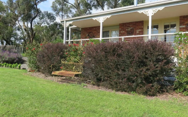 Honeyeater Cottage