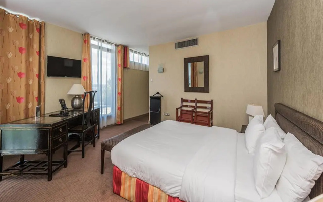 Hostellerie Saint Vincent Beauvais Aéroport