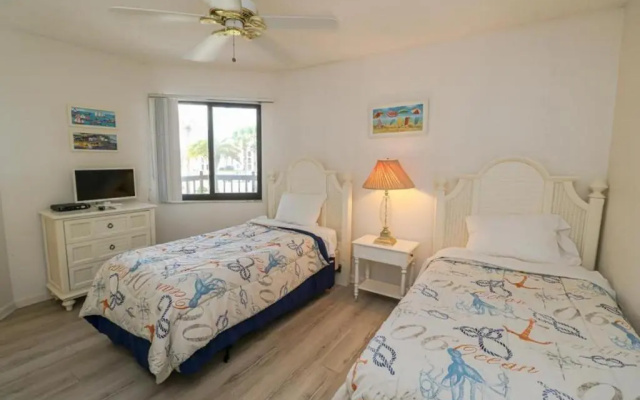 Ocean Village Club K26