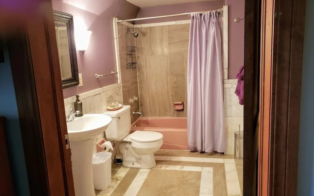 Graham-Carroll House Bed & Breakfast