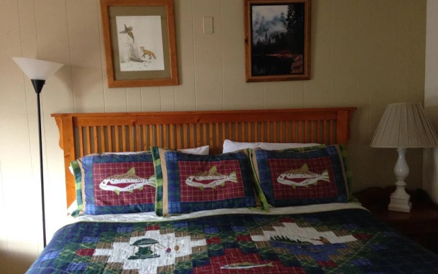 Holiday Motel