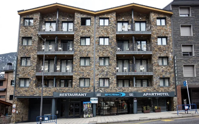 Apartaments Shusski by Nexta.