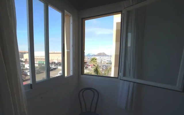 Harbour Apartment With Lobos View