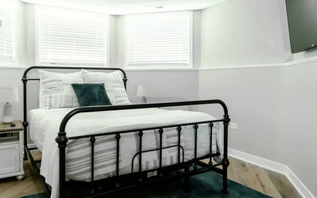 Tranquil Family Retreat - for 10!
