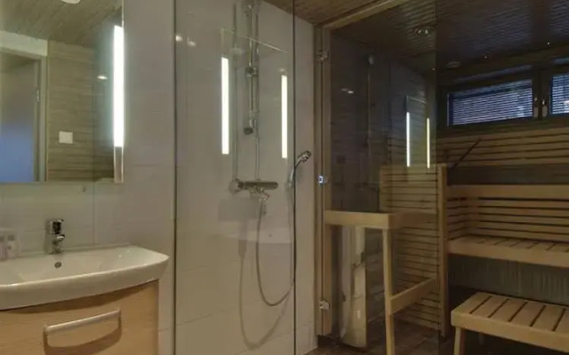 Levi Suites Unna Mànnu