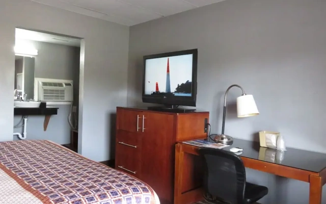 Travelodge by Wyndham Walterboro