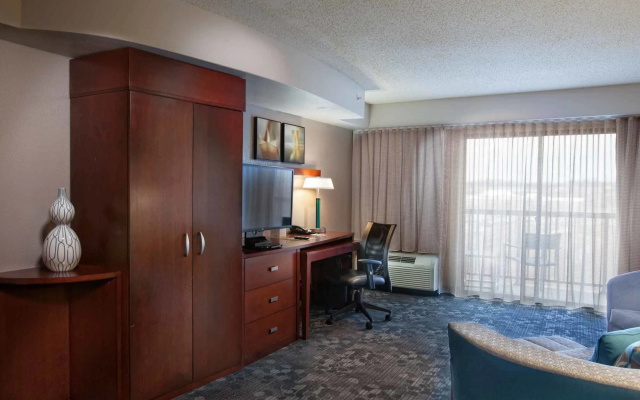 Courtyard by Marriott Fayetteville