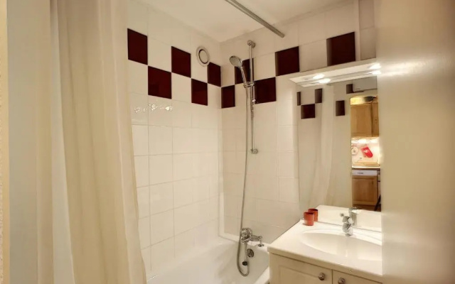 Appartement Les Menuires, 2 pièces, 4 personnes - FR-1-178-181