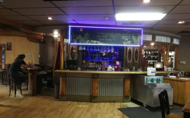 Motel 6 Merritt BC