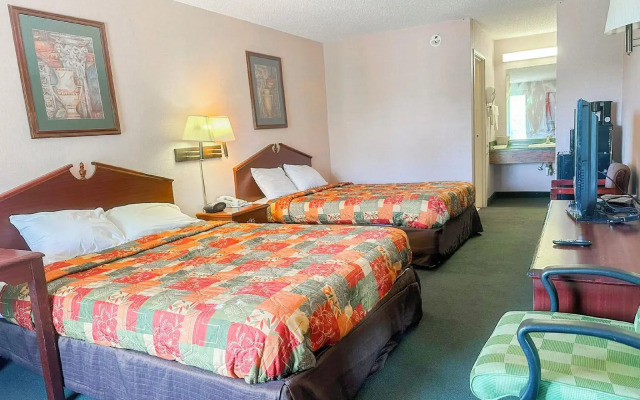 Macon Days Inn