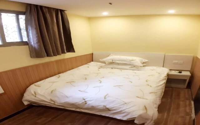 Jitai Hotels (Shanghai Laoximen)