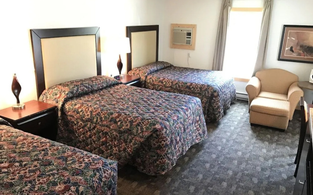Cody Holiday Lodge