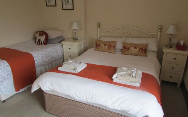 Lion Hotel