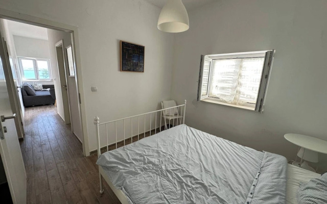 Charming Apartment in Lukovo Šugarje With Mountain Views