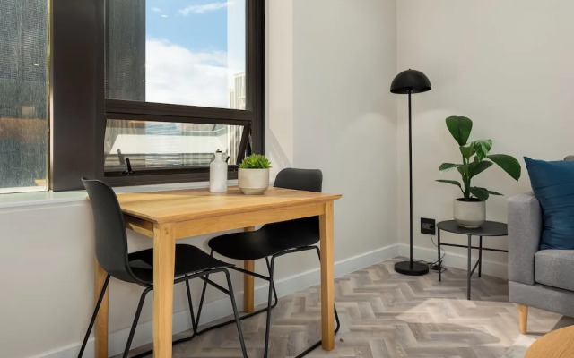 Foreshore Place 812