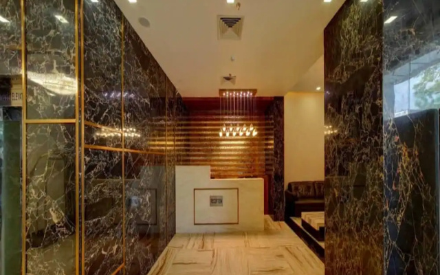 Hotel Suraj Grand