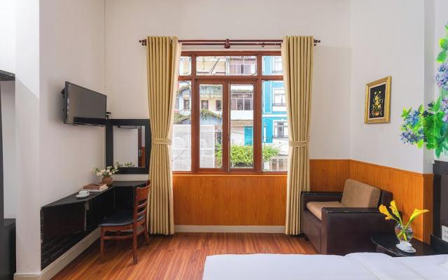 Grand Center Dalat by Lilly Hotel