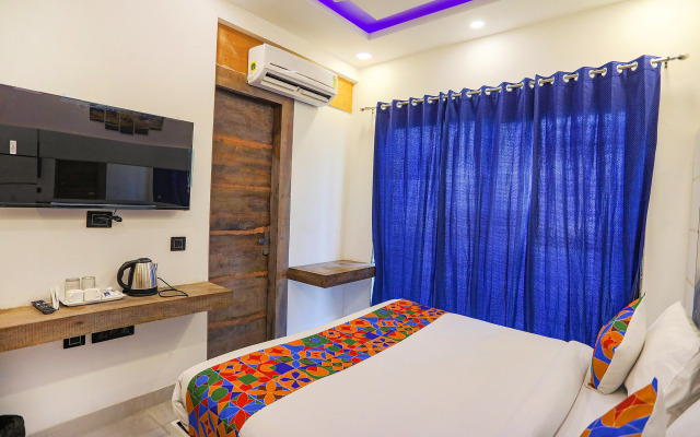 FabHotel F9 Noida Sector 27