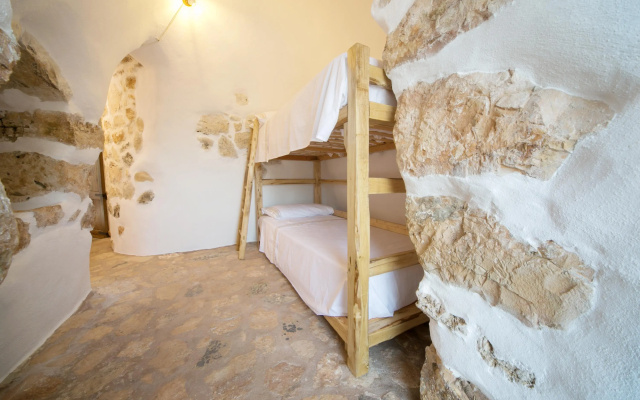 Villa with pool in Torre Suda