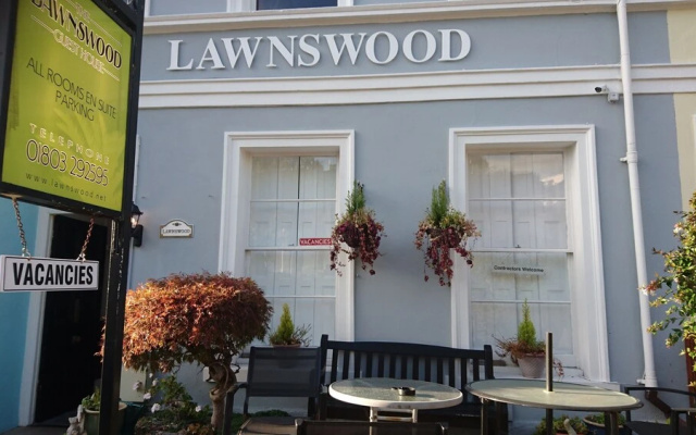 Lawnswood Guest House