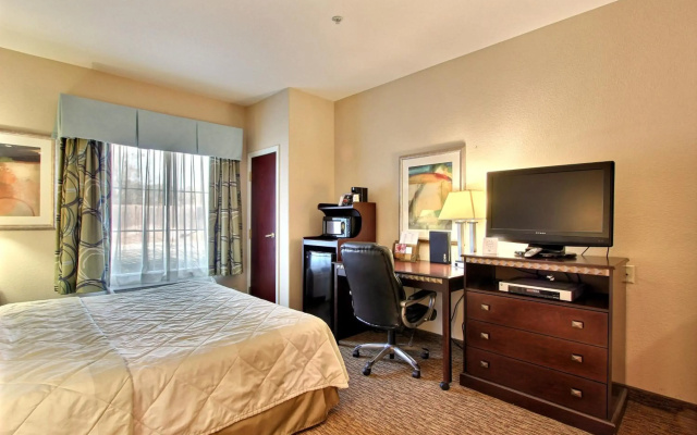Magnolia Inn & Suites Savannah Airport