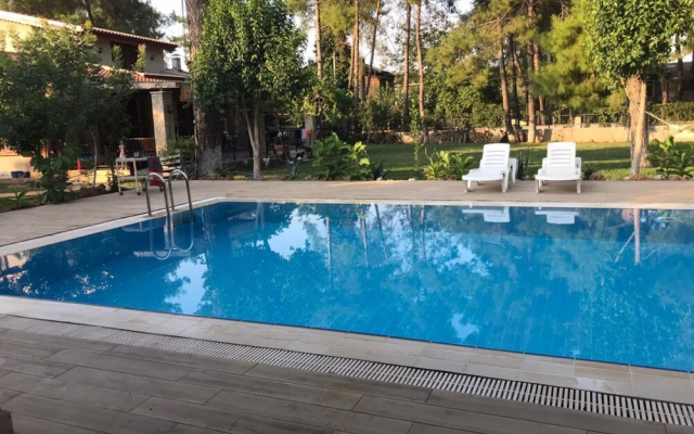 Lovely Summer House with Shared Pool in Kepez