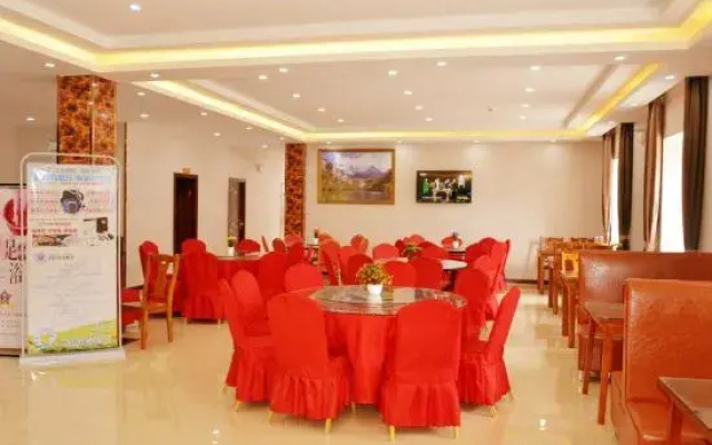 Hongyunge Hotel