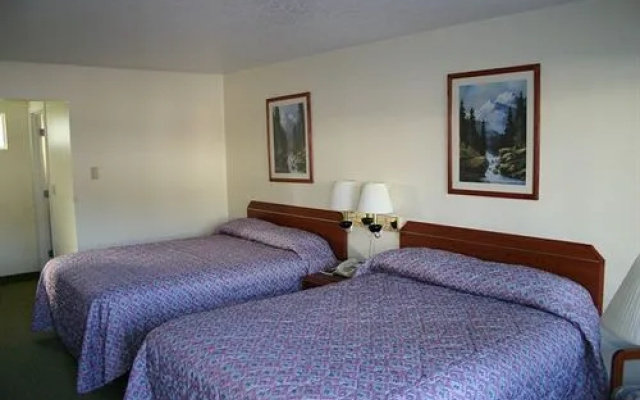 Northwoods Inn