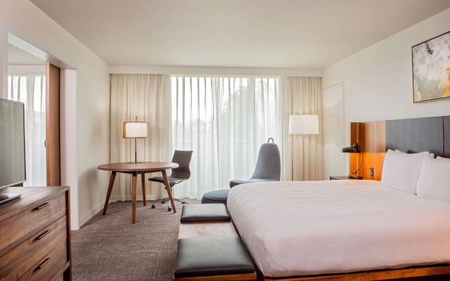 DoubleTree by Hilton Atlanta Windy Hill Ballpark