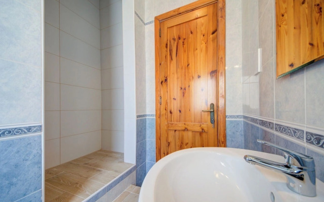 Magnificent Minimal Apartment Close to Attractions