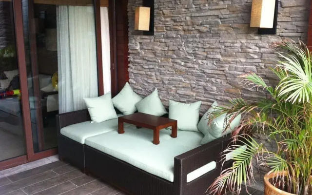 Hainan Mount Qixian Tang Hotel