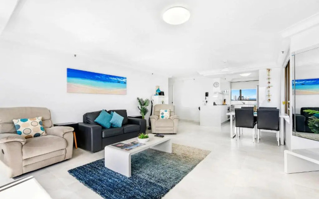 Surfers Century Oceanside Apartments