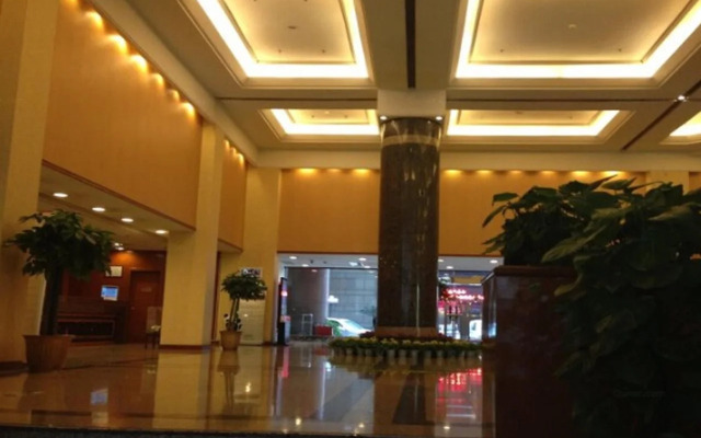 Yinhe Dynasty Hotel