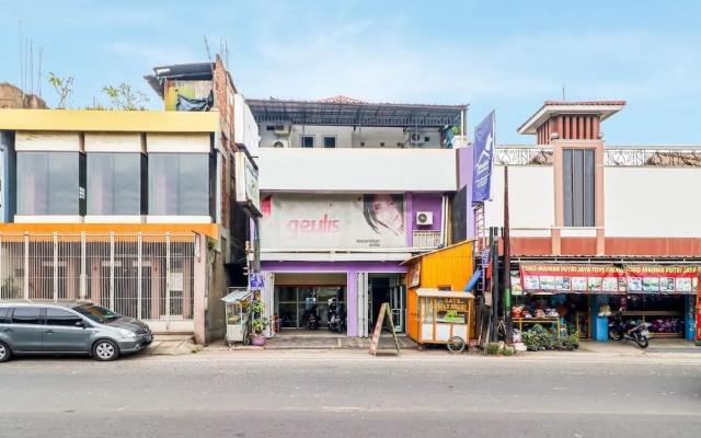 OYO 90873 Orchid Guesthouse