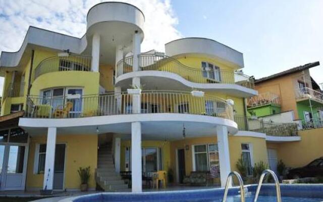 Отель Eli Guest House Болгария, Балчик - отзывы, цены и фото номеров - забронировать отель Eli Guest House онлайн вид на фасад